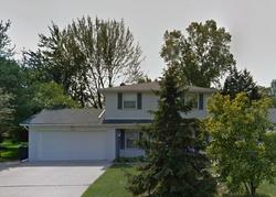Pre-foreclosure in  IVERNESS LN West Bloomfield, MI 48323