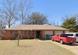 Pre-foreclosure in  SLEEPY HOLLOW ST Purcell, OK 73080