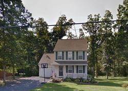 Pre-foreclosure in  KNOXLYN RD Gettysburg, PA 17325