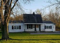 Pre-foreclosure in  BLOOMINGTON RD East Peoria, IL 61611