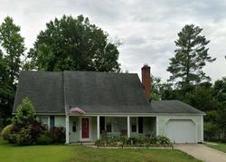 Pre-foreclosure in  YORKTOWN DR Bowie, MD 20715