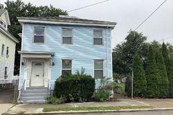 Pre-foreclosure in  CHESTER AVE Providence, RI 02907