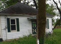 Pre-foreclosure in  W REYNOLDS ST Caseyville, IL 62232