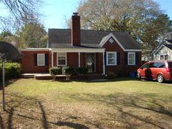 Pre-foreclosure in  EDGEWOOD AVE Florence, SC 29501