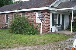 Pre-foreclosure in  MUSGROVE ST Clinton, SC 29325