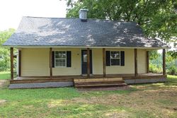 Pre-foreclosure Listing in FEZZELL RD DECATUR, TN 37322