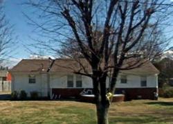 Pre-foreclosure in  W POINT DR Fayetteville, TN 37334