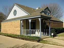 Pre-foreclosure in  GABLE DR Dallas, TX 75229
