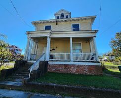 Pre-foreclosure in  CORLING ST Petersburg, VA 23803