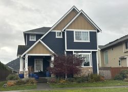 Pre-foreclosure in  BONDGARD AVE E Enumclaw, WA 98022