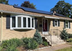 Pre-foreclosure in  LYDALL RD East Hartford, CT 06118