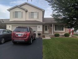 Pre-foreclosure in  GILRAY DR Joliet, IL 60431