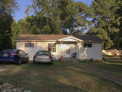 Pre-foreclosure in  PAULINE DR Hazel Green, AL 35750