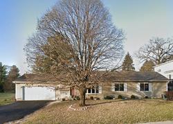 Pre-foreclosure in  W NIPPERSINK RD Round Lake, IL 60073