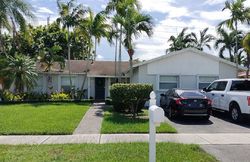 Pre-foreclosure in  SW 87TH TER Miami, FL 33183