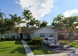 Pre-foreclosure in  SW 87TH TER Miami, FL 33183