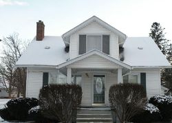 Pre-foreclosure in  YOUNG ST Owosso, MI 48867