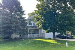 Pre-foreclosure in  W GROVE DR SE Grand Rapids, MI 49512