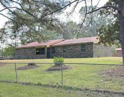 Pre-foreclosure in  HARRIS RD Flora, MS 39071