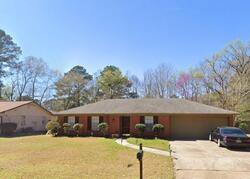 Pre-foreclosure in  RIVER RD Jackson, MS 39211