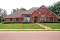 Pre-foreclosure in  STRATFORD DR Madison, MS 39110