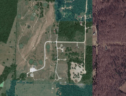  Country Club Ln, Houston MO