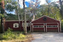 Pre-foreclosure in  FOSTER HILL RD Henniker, NH 03242