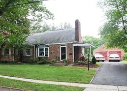 Pre-foreclosure in  CRESTWOOD DR Freehold, NJ 07728