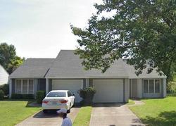 Pre-foreclosure in  VILLA DR Kinston, NC 28504