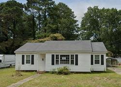 Pre-foreclosure in  LARKSPUR RD Kinston, NC 28501
