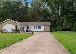 Pre-foreclosure in  TERRY ST Elizabeth City, NC 27909