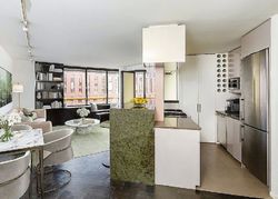 Pre-foreclosure in  1ST AVE E New York, NY 10016