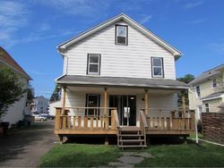 Pre-foreclosure in  SQUIRES AVE Endicott, NY 13760