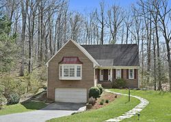 Pre-foreclosure Listing in HEATHERHILL RD BETHESDA, MD 20817
