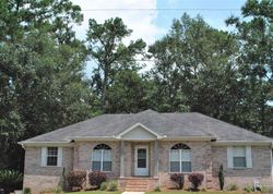 Pre-foreclosure in  LAKEVIEW LOOP Daphne, AL 36526