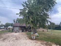 Pre-foreclosure in  SOUTH ST Wellsville, MO 63384