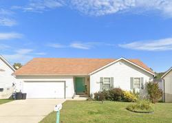 Pre-foreclosure in  FAWN HOLLOW DR House Springs, MO 63051