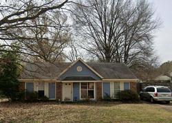 Pre-foreclosure in  CARROLL DR Horn Lake, MS 38637