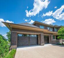  Woodland Cove Pkwy, Excelsior MN