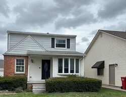 Pre-foreclosure in  DONALDSON ST Clinton Township, MI 48035
