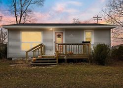 Pre-foreclosure in  PARK LAKE RD Bath, MI 48808