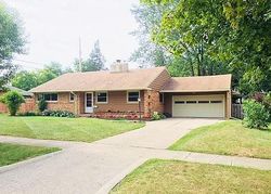 Pre-foreclosure in  W LENAWEE ST Lansing, MI 48915