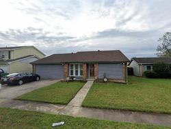 Pre-foreclosure in  WHIPPLETREE DR Harvey, LA 70058