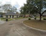 Pre-foreclosure in  RICHWOOD CIR Baton Rouge, LA 70816