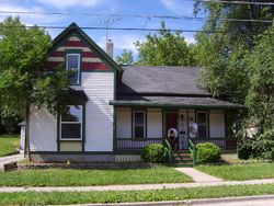 Pre-foreclosure in  ANN ST Elgin, IL 60120