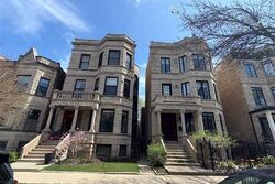 Pre-foreclosure in  N MAGNOLIA AVE Chicago, IL 60613