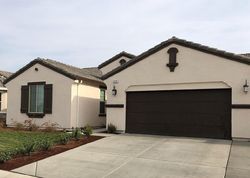 Pre-foreclosure in  N MORNING DOVE LN Hanford, CA 93230