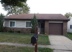 Pre-foreclosure in  SUNNYDALE DR Woodridge, IL 60517