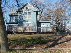 Pre-foreclosure in  9TH ST Des Moines, IA 50313