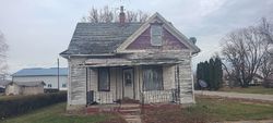 Pre-foreclosure in  E CHURCH ST Laurel, IA 50141